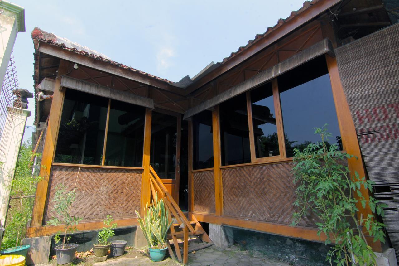 Hotel Bandara Asri Kalasan Exterior foto