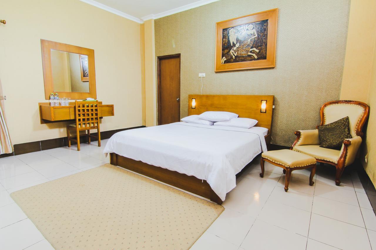 Hotel Bandara Asri Kalasan Exterior foto